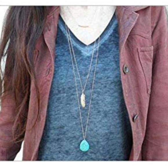 Jewelry - Layered Necklace Pendant Jewelry